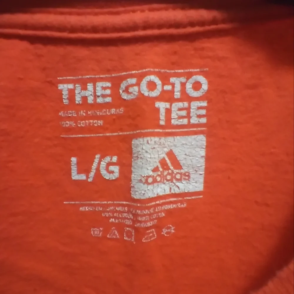 Mens Adidas tshirt - Picture 2 of 4